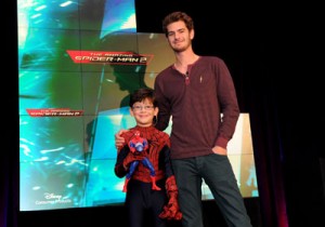 Andrew Garfield, Jorge Vega